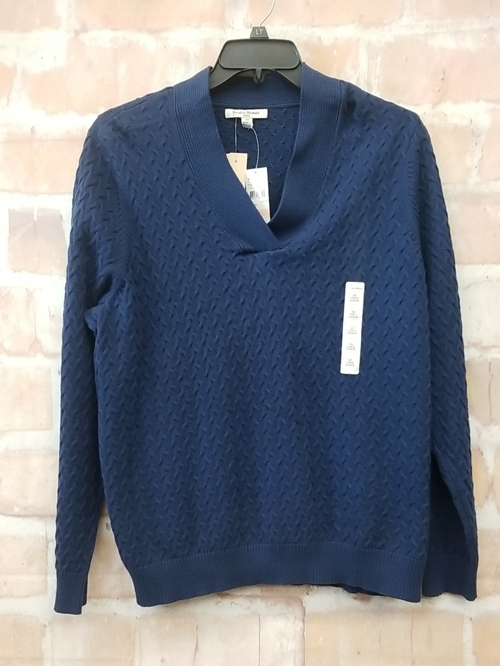 NWT Studio Works Women's Navy Textured V-Neck Sweater Size 2X
